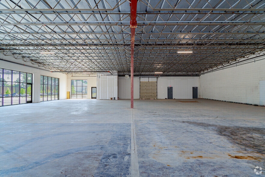 More Photos Of 2300-2312 Atlantic Ave, Raleigh Unknown For Lease