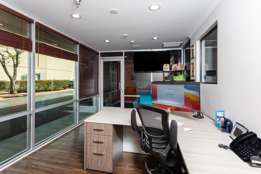 More Photos Of 15840 W Monte St, Sylmar Warehouse For Sale
