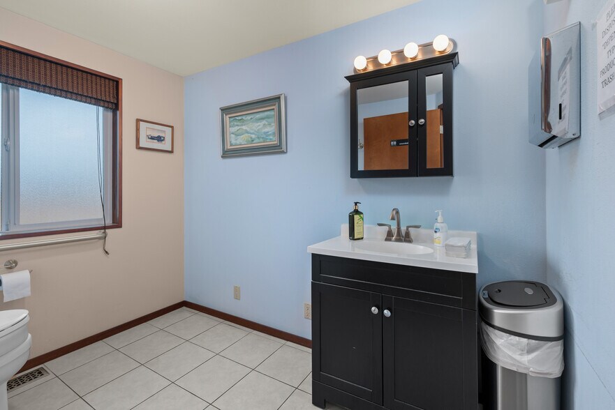 More Photos Of 412 N Main St, Coupeville Healthcare For Sale