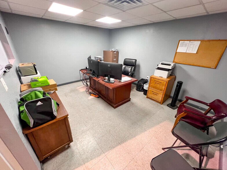 More Photos Of 1105 S Grandview Ave, Odessa Industrial For Sale