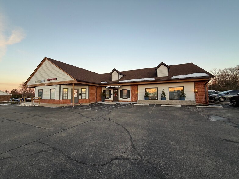 More Photos Of 264 N Main St, Centerville Storefront Retail Office For Lease