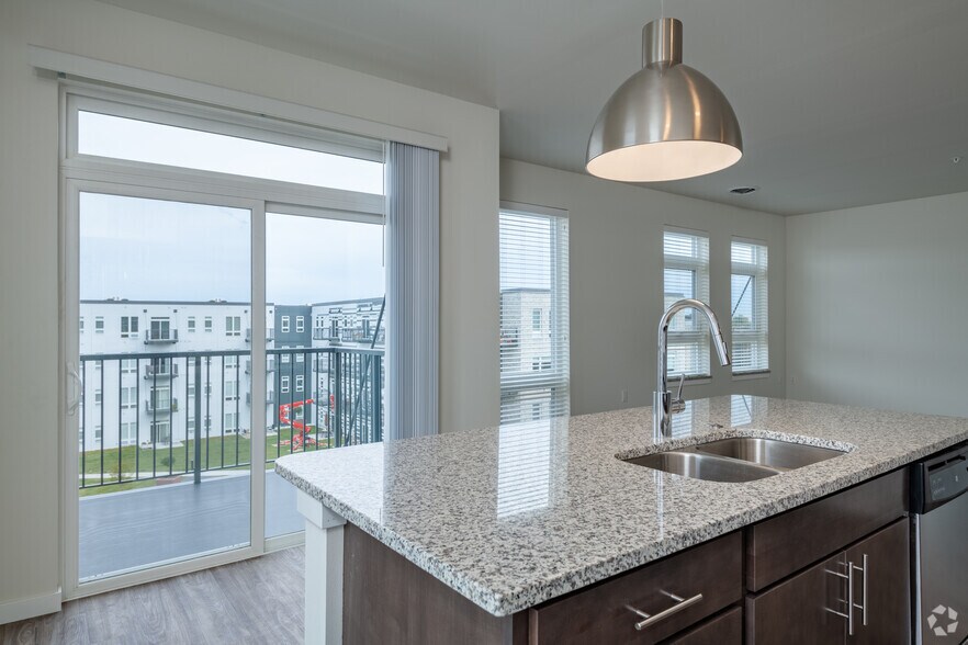 More Photos Of 1482 S 84th St, West Allis Apartments For Lease