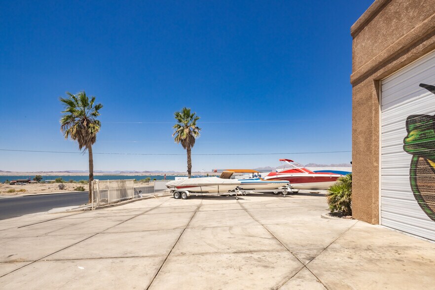 More Photos Of 1525 Industrial Blvd, Lake Havasu City Distribution For Lease