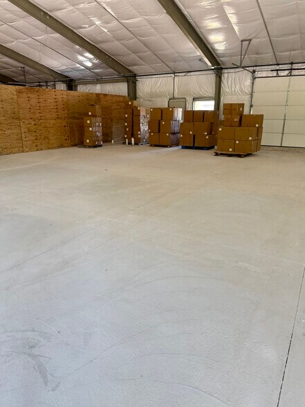 More Photos Of 6060 Schooner St, Van Buren Twp Warehouse For Lease