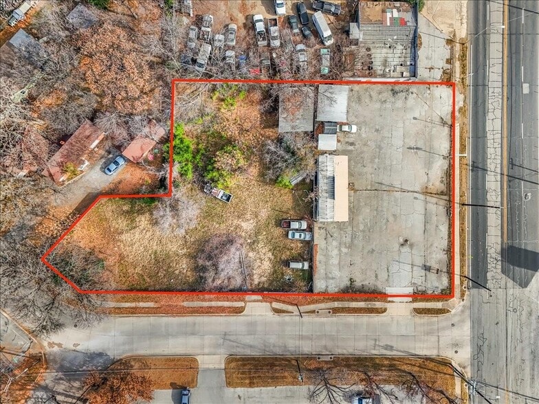 More Photos Of 3509 E Belknap St, Fort Worth Auto Dealership For Sale