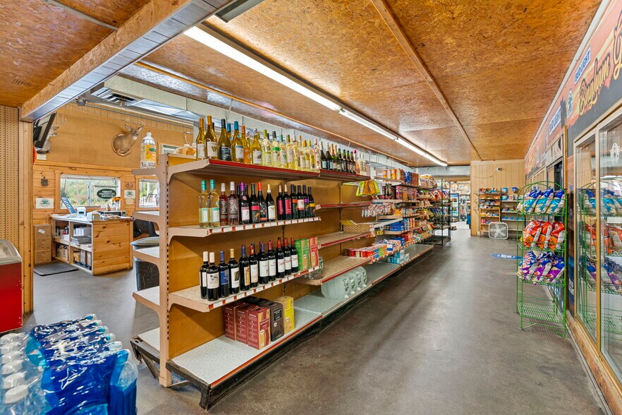 More Photos Of 409 Main St, Bingham Convenience Store For Sale