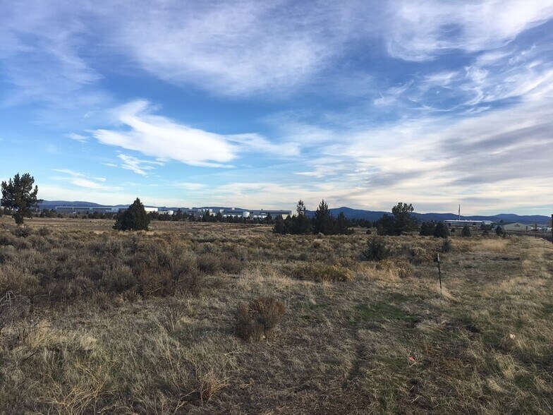 Highway 126 & Tom McCall Rd, Prineville, OR 97754 Land For Sale