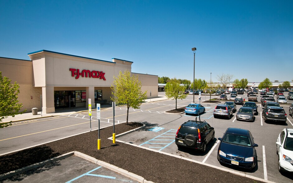More Photos Of 1 Walmart Plz, Clinton Township Unknown For Lease