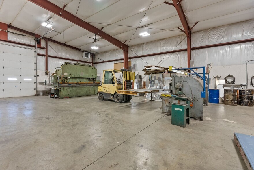 More Photos Of 3315 N Tschirley Rd, Spokane Valley Flex For Sale