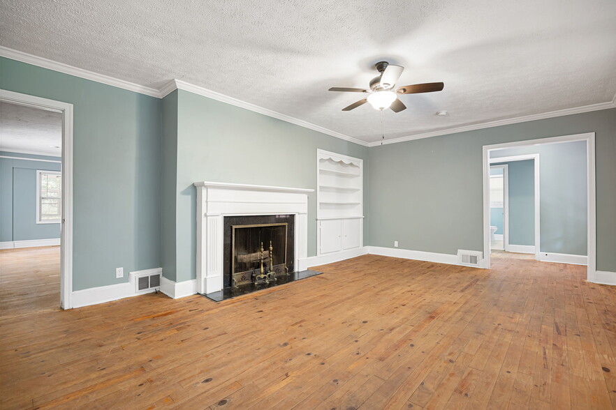 More Photos Of 250 E Memorial Dr, Dallas Land For Sale