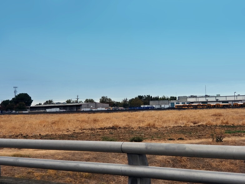 More Photos Of Gerber & French Rd @ Gerber Rd, Sacramento Land For Sale