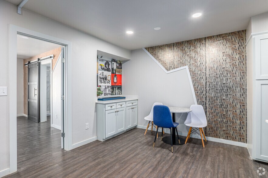 More Photos Of 516 NW 8th St, Oklahoma City Apartments For Sale