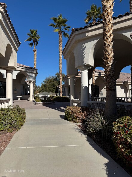 More Photos Of 5852 S Pecos Rd, Las Vegas Office For Sale