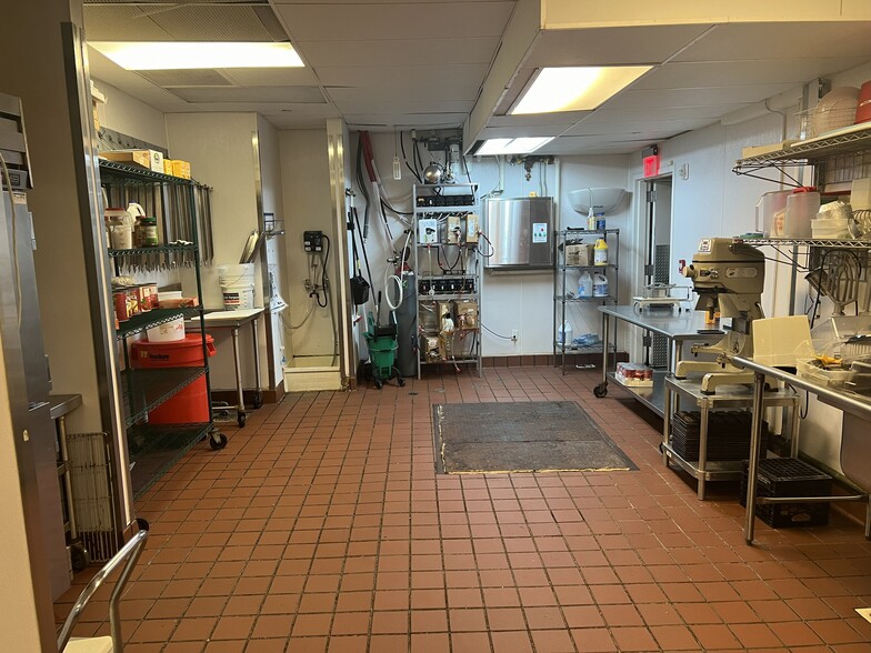 More Photos Of 1346-1390 Pennsylvania Ave, Brooklyn Unknown For Lease