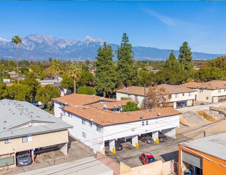 More Photos Of 1425 W Stoneridge Ct, Ontario Apartments For Sale