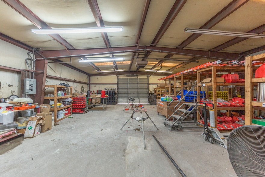 More Photos Of 1103 Center St, Pasadena Warehouse For Sale