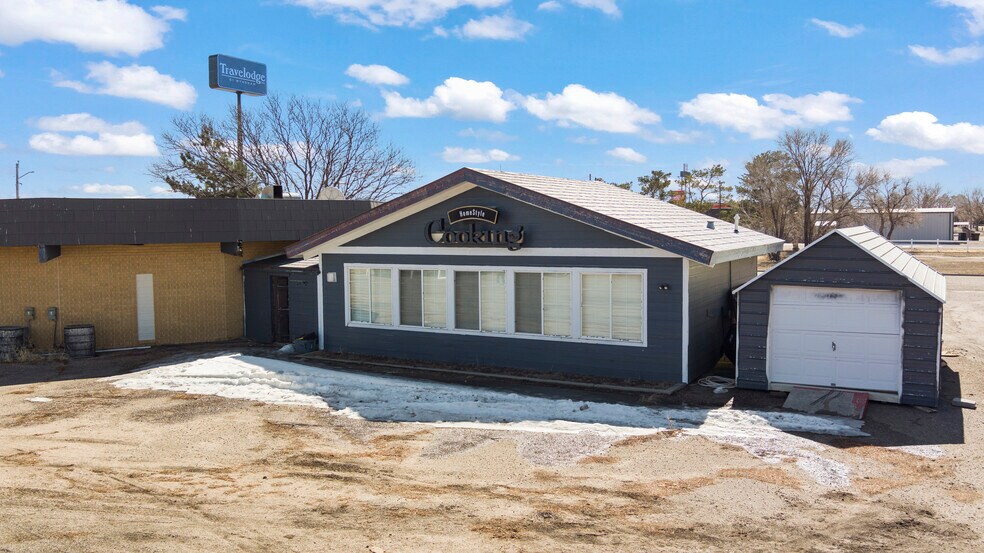 More Photos Of 700 Colorado Ave, Stratton Hotel For Sale