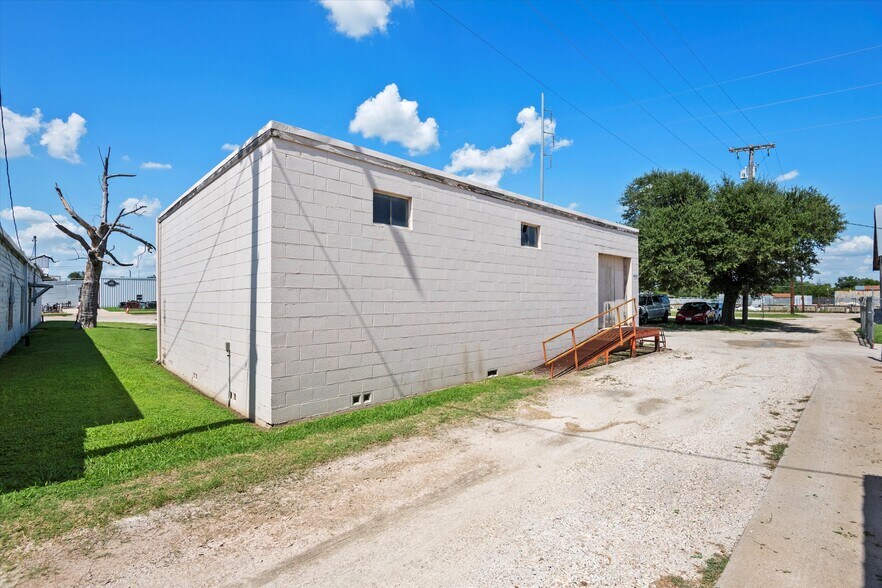 More Photos Of , Cleburne Flex For Sale