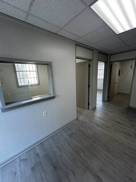 More Photos Of 1021 Tarrant Rd, Greensboro Land For Lease
