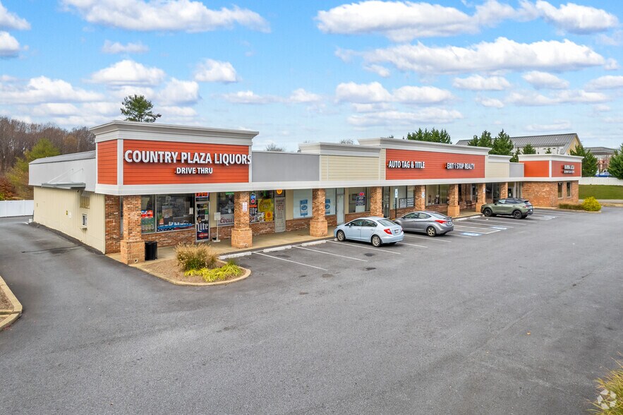 More Photos Of 10068-10120 Southern Maryland Blvd, Dunkirk Unknown For Lease