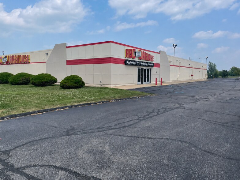 Primary Photo Of 4150 Bay Rd, Saginaw Freestanding For Sale