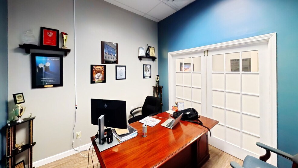 More Photos Of 7606 Tylers Place Blvd, West Chester Office For Sale