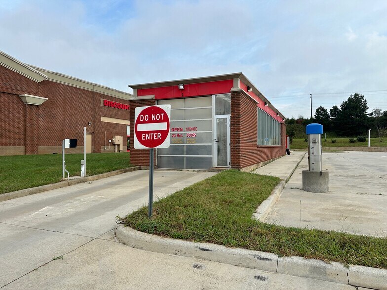 More Photos Of 7116 Highway 73 Hwy, Denver Carwash For Sale
