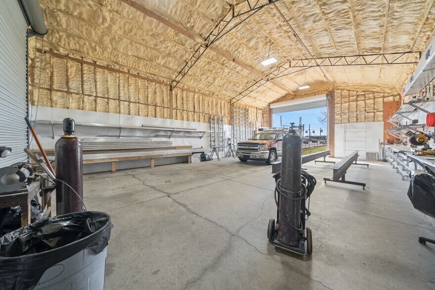 More Photos Of 2135 E 5th St, Panama City Auto Repair For Sale