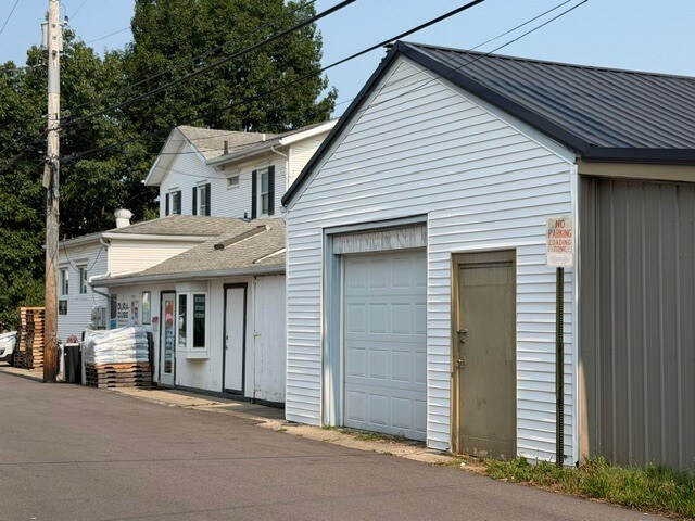 More Photos Of 17 Park Ln, Fairborn Industrial For Sale