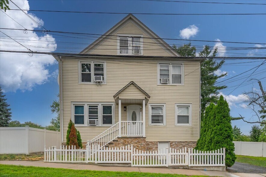 Primary Photo Of 95 Grant St, Rye Brook Multifamily For Sale