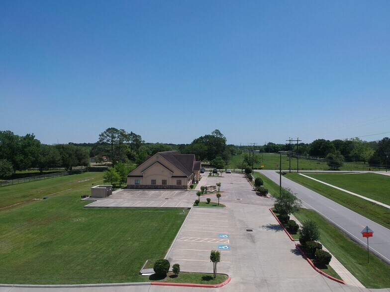 More Photos Of Steele Rd & Clifford St, Alvin Land For Sale
