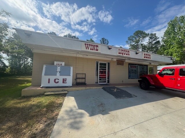 More Photos Of 3391 Ga Highway 117, Cadwell Freestanding For Sale