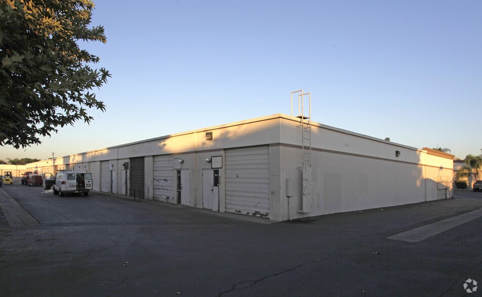 More Photos Of 940 S Placentia Ave, Placentia Warehouse For Lease