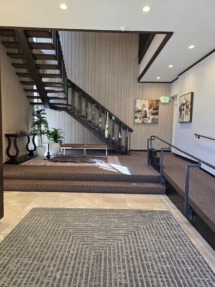 More Photos Of 1501 N Broadway, Walnut Creek Office For Lease