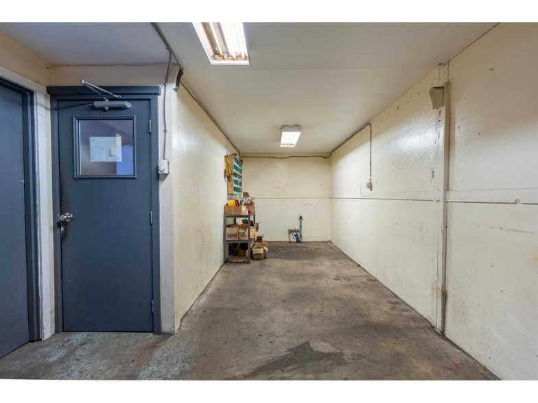 More Photos Of 13365 115th Ave, Surrey Light Manufacturing For Sale