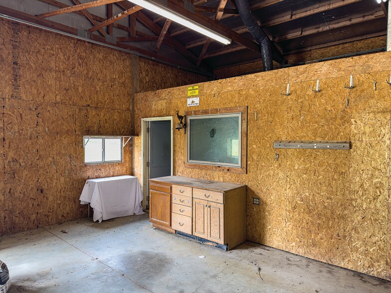 More Photos Of 2475 W County Road 1050 S, Cloverdale Land For Sale