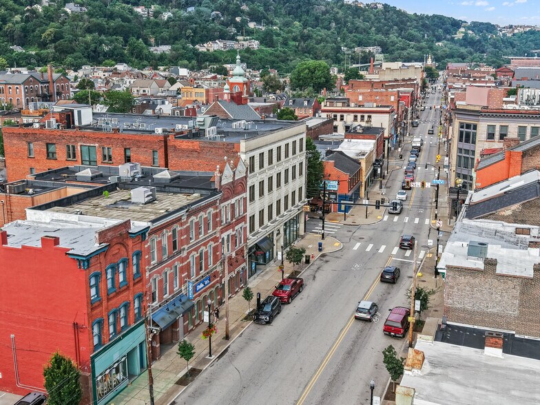 More Photos Of 1710-1712 E Carson St, Pittsburgh Office For Lease