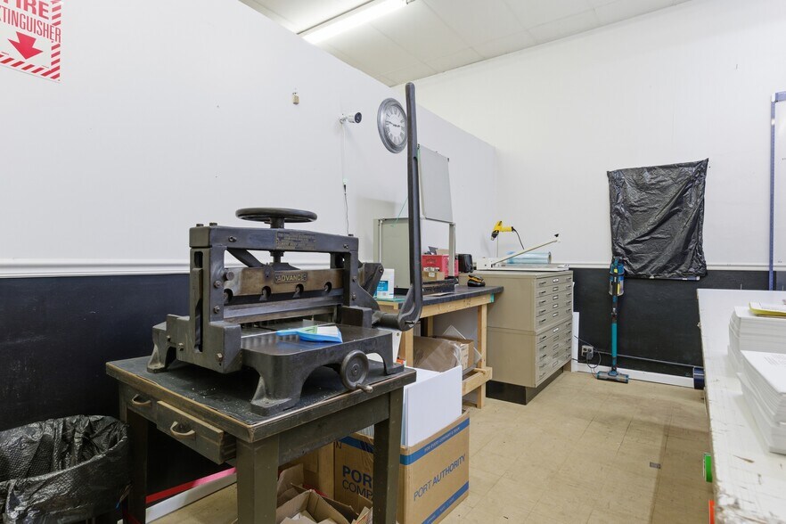 More Photos Of 622 N Central Ave, Connersville General Retail For Sale