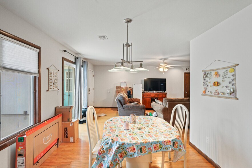 More Photos Of 65 Grand Central Ave, Lavallette Storefront Retail Residential For Sale