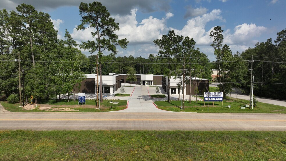 More Photos Of 3513 N Loop 336 W, Conroe Flex For Sale