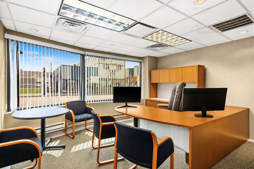 More Photos Of 331 N Central Ave, Duluth Bank For Lease