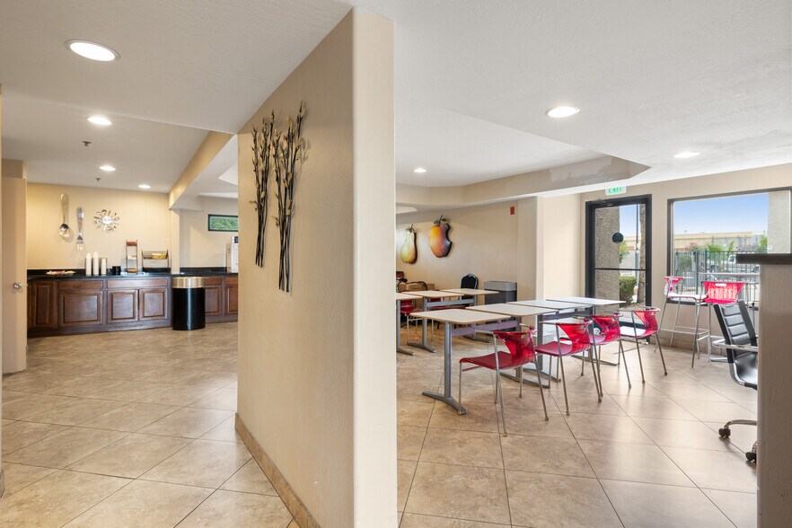More Photos Of 1701 W Baseline Rd, Tempe Hotel For Sale