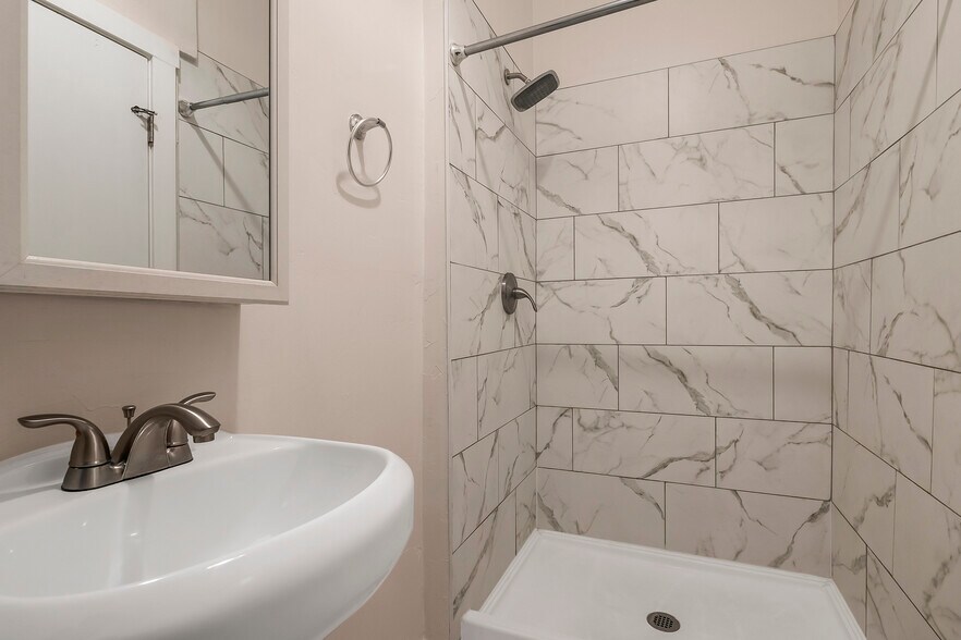 More Photos Of 317 5th St, Marysville Apartments For Sale
