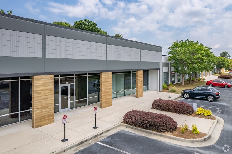 Primary Photo Of 3800 Camp Creek Pky SW, Atlanta Unknown For Lease