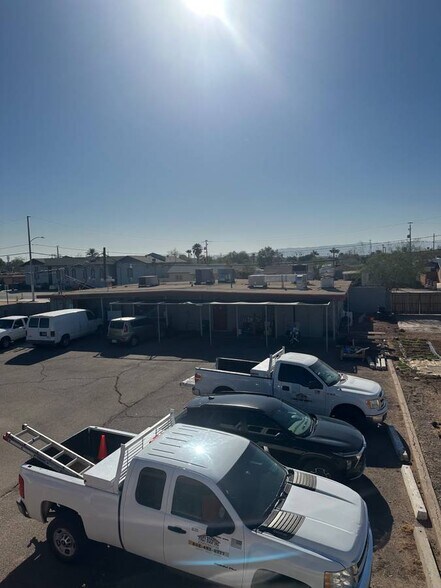 More Photos Of 2144 E Roosevelt St, Phoenix Light Distribution For Sale