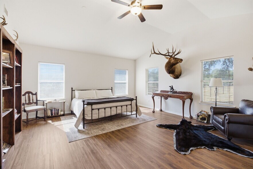 More Photos Of 40455 Interstate 10 W, Boerne Land For Sale