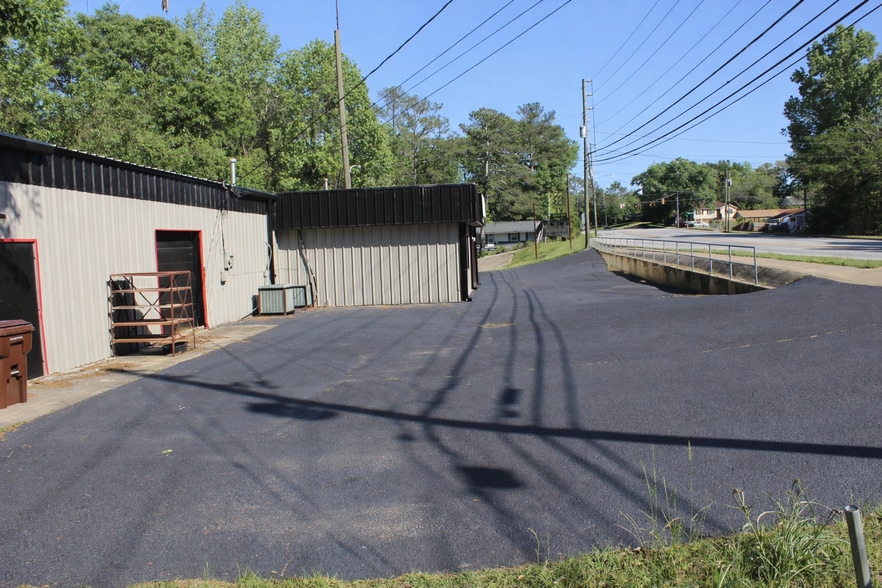 More Photos Of 5251 Buena Vista Rd, Columbus Light Distribution For Sale