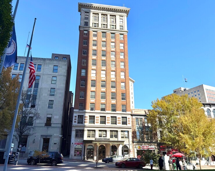 More Photos Of 1108 E Main St, Richmond Office For Lease