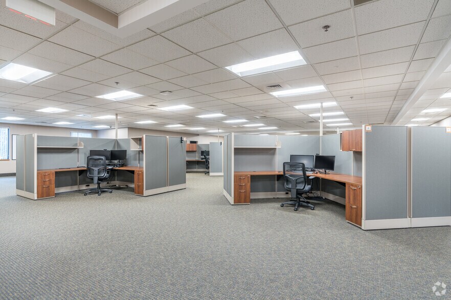 More Photos Of 1201 Fulling Mill Rd, Middletown Office For Sale