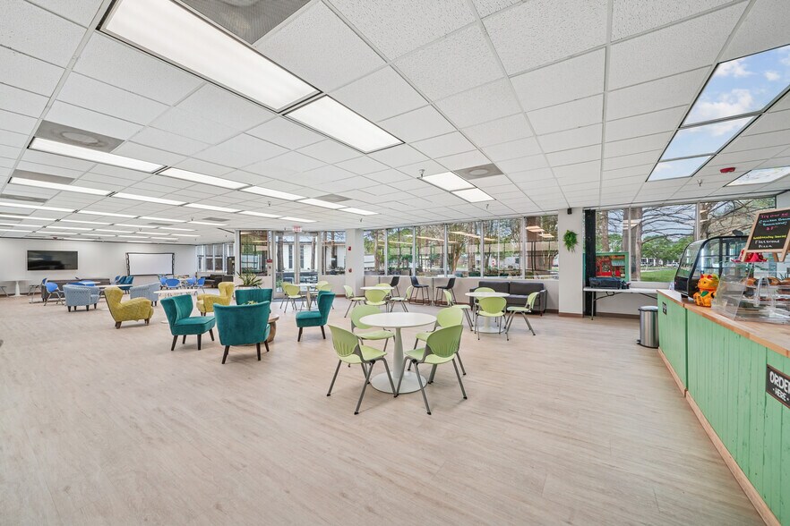 More Photos Of 1150 Gemini St, Houston Office For Lease